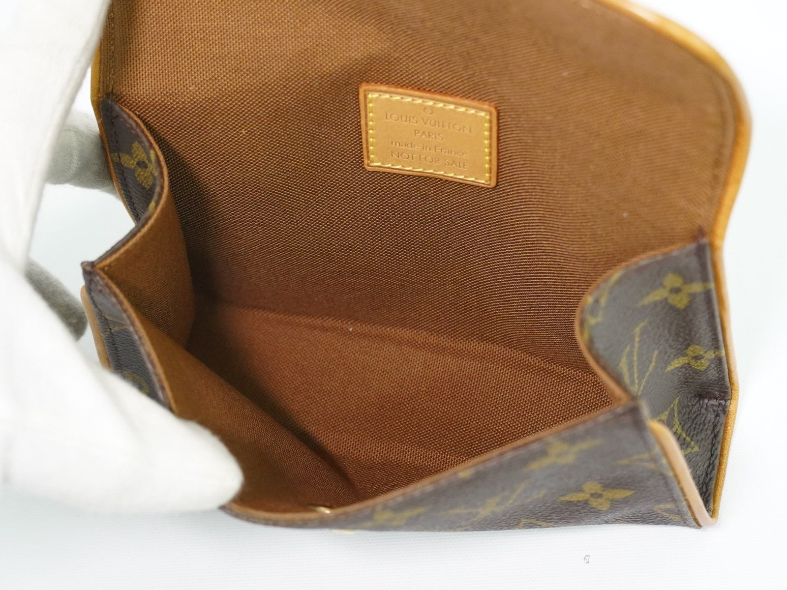 Louis Vuitton Florentine Pochette Canvas Brown Canvas Clutche & Pouche Bag (Pre-Owned)