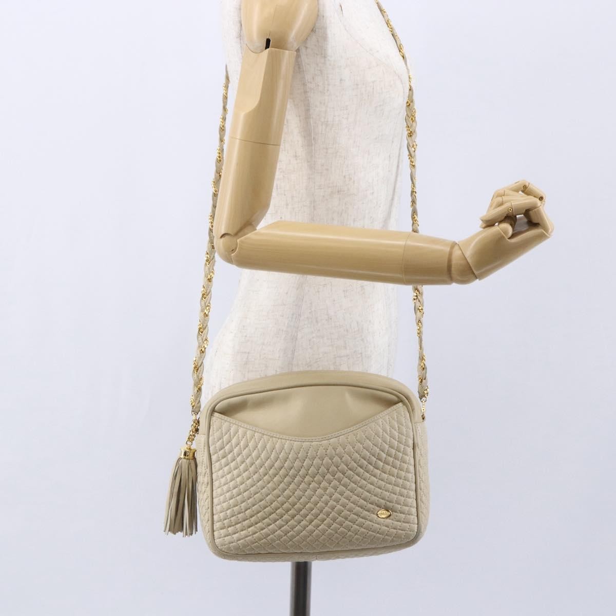 Bally Vintage Quilted Leather Ecru Leather Shoulder Bag Bag (Pre-Owned)