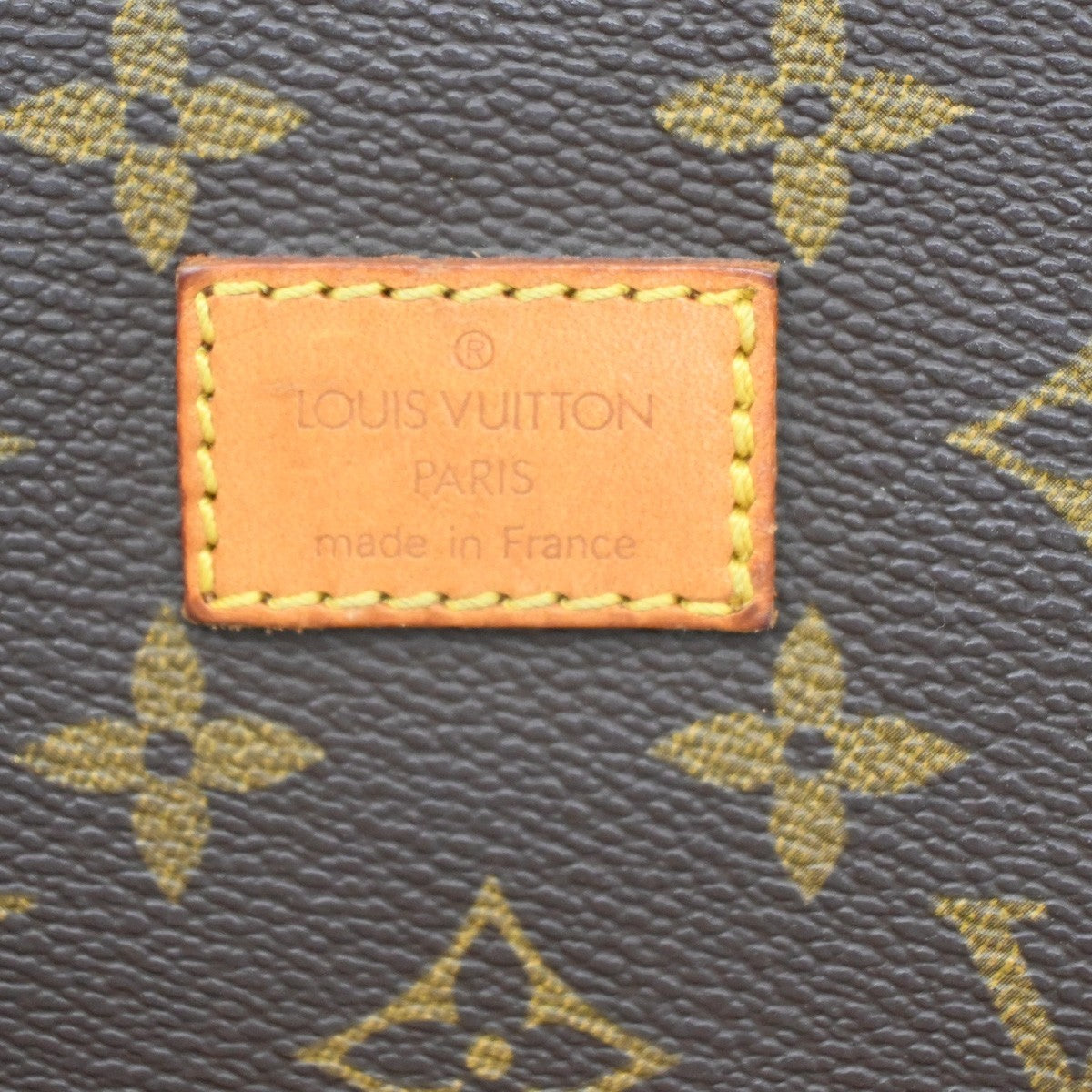 Louis Vuitton Saumur Monogram Brown Canvas Shoulder Bag Bag (Pre-Owned)