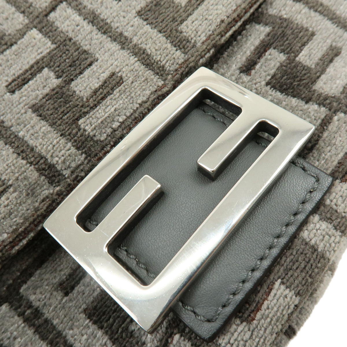 Fendi Chain Baguette Zucca Viscose Gray Viscose Handbag (Pre-Owned)
