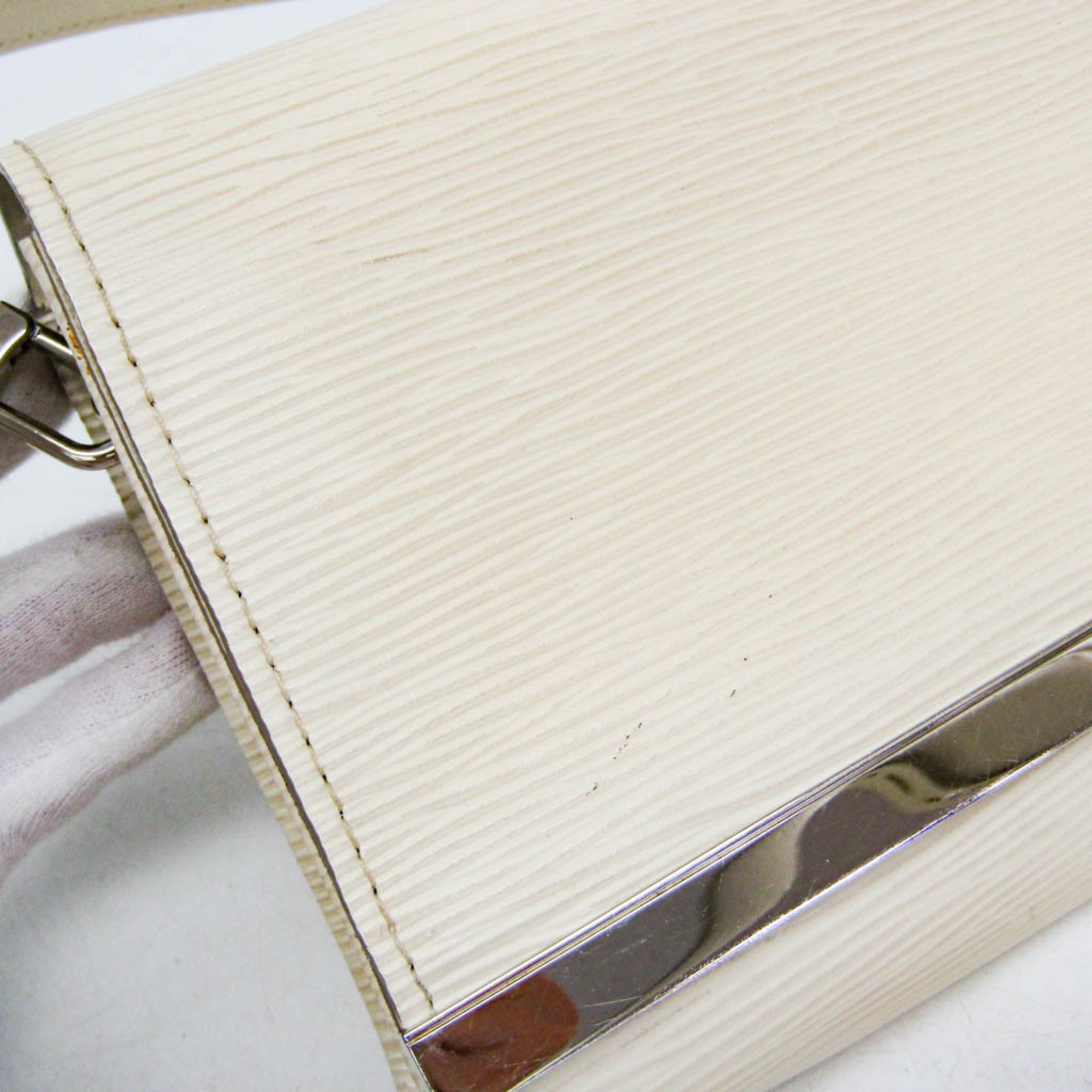 Louis Vuitton Sevigne Clutch Epi Leather Beige Leather Clutche & Pouche Bag (Pre-Owned)