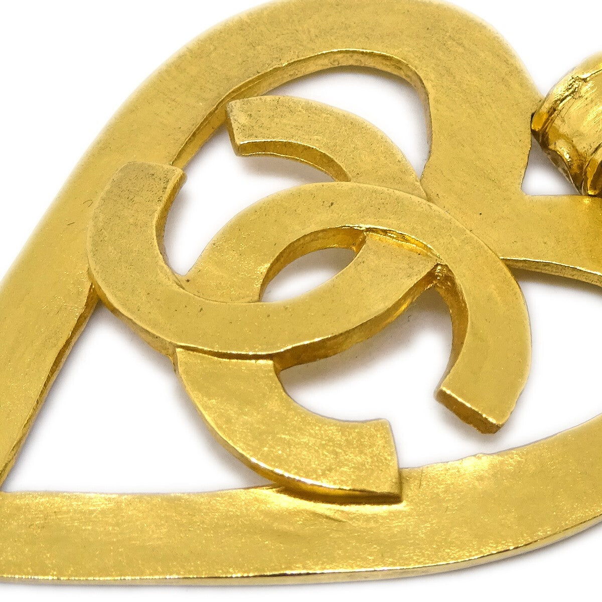 Chanel Vintage Cc Heart Cut Out Drop Clip-On Metal Gold Gold_Plated Earrings Jewelry (Pre-Owned)