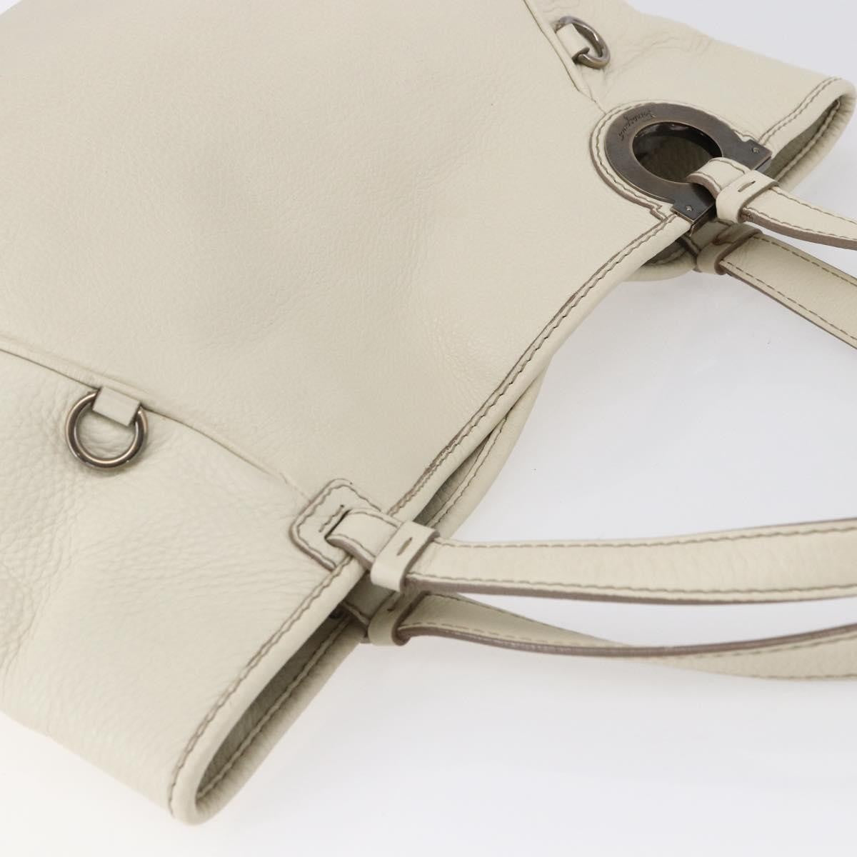 Salvatore Ferragamo Vintage Leather White Leather Tote Bag Bag (Pre-Owned)