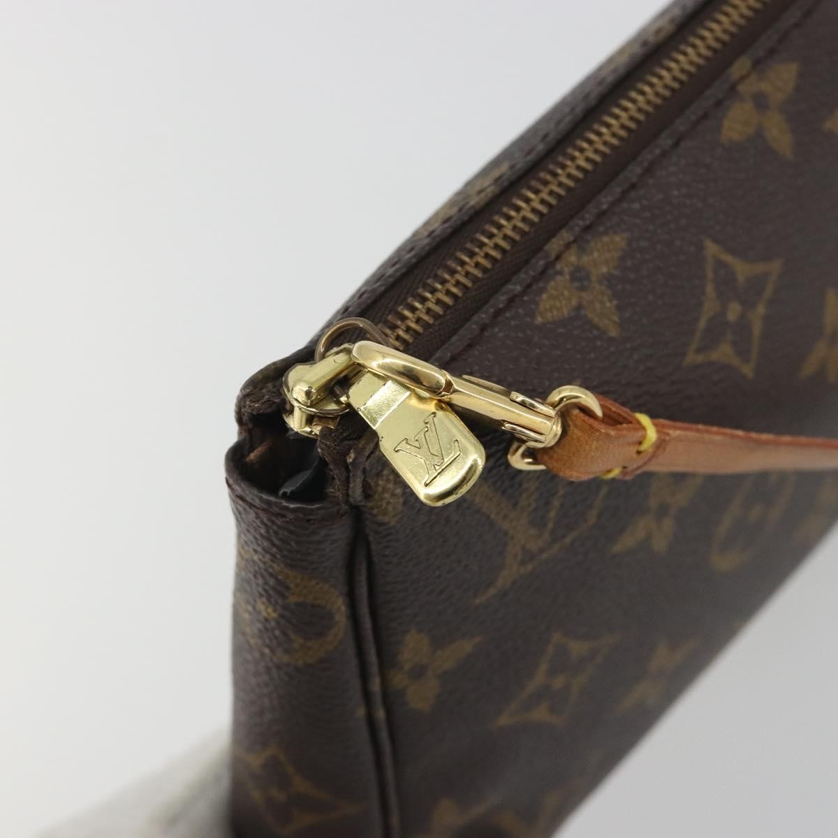 Louis Vuitton Pochette Accessoires Nm Monogram Canvas Multicolour Canvas Clutche & Pouche Bag (Pre-Owned)