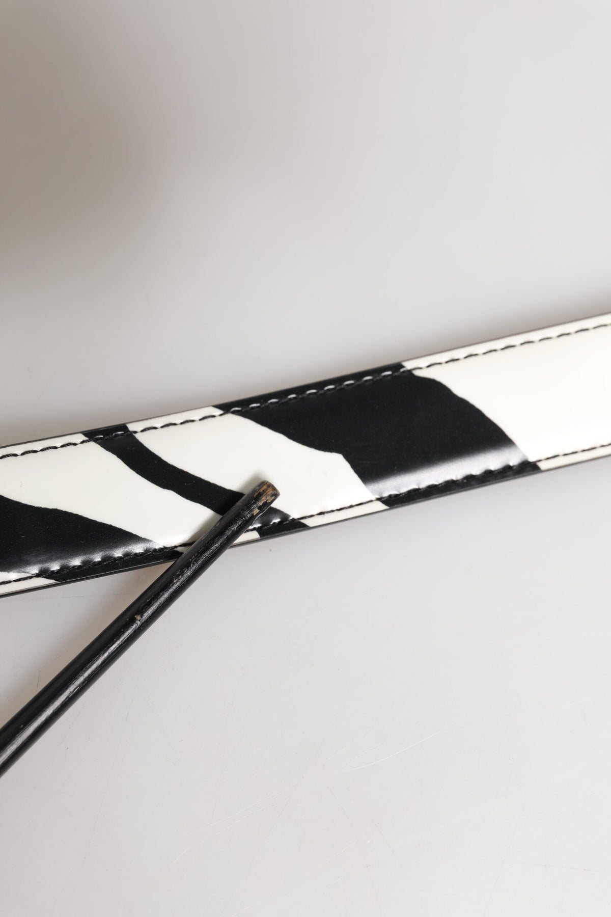 Dolce & Gabbana Black White Leather Silver Metal Buckle Women's Belt (Pre-Owned)
