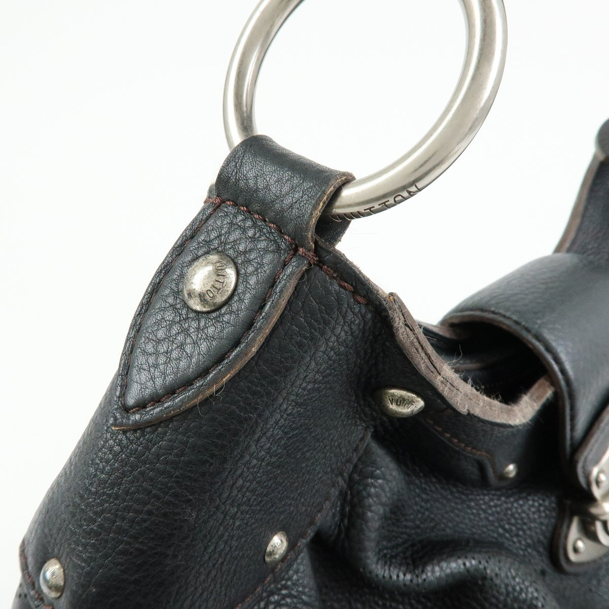 Louis Vuitton Solar Mahina Leather Black Leather Handbag (Pre-Owned)