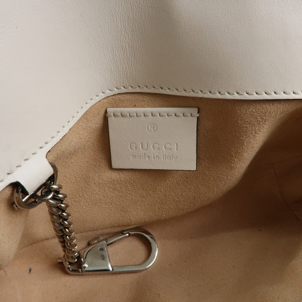 Gucci Gg Marmont Flap Printed Diagonal Quilted Leather White Leather Handbag (Pre-Owned)