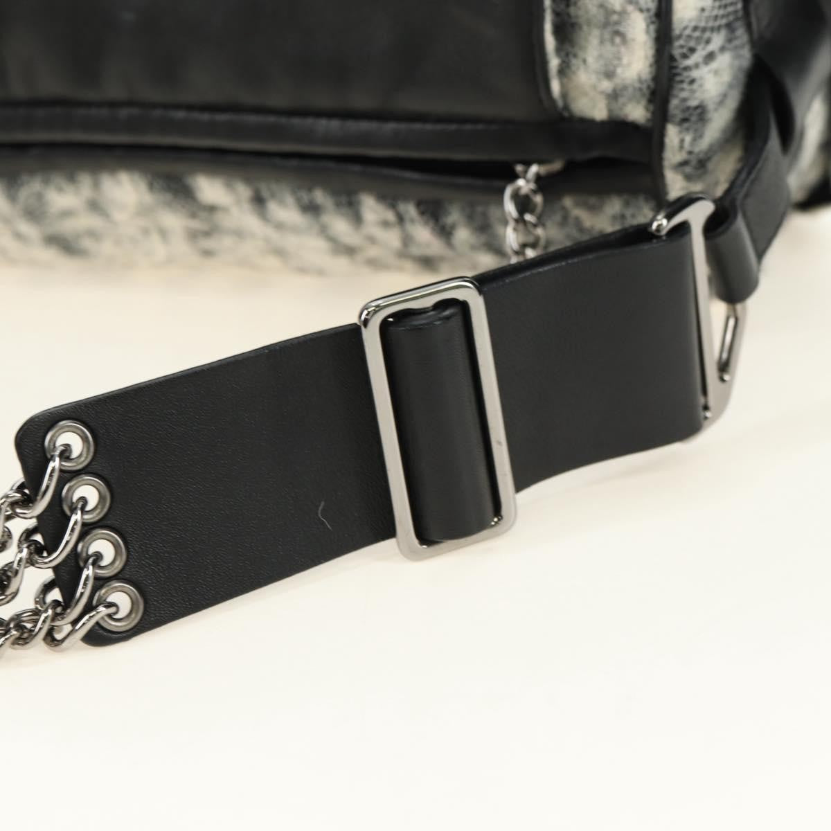 Chanel Vintage Camellia Flap Camera Quilted Tweed White Wool Shoulder Bag Bag (Pre-Owned)