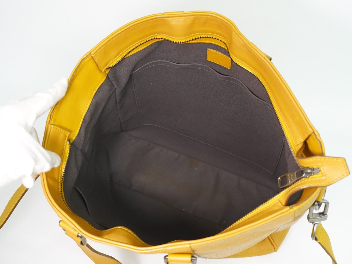 Louis Vuitton Tadao Damier Infini Leather Yellow Leather Handbag (Pre-Owned)