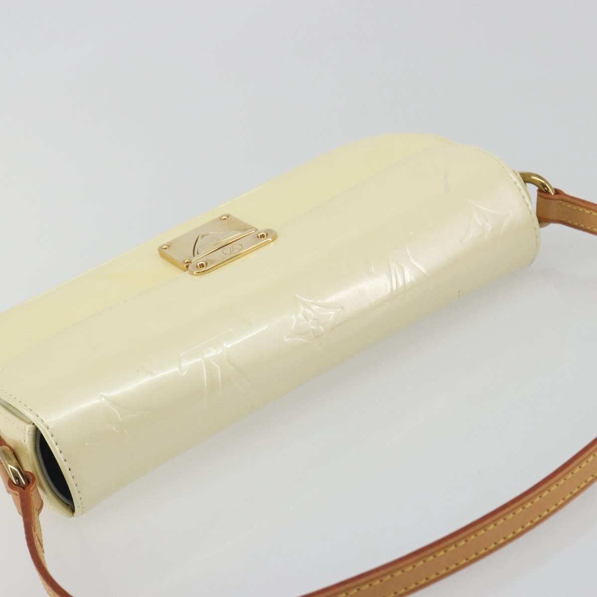 Louis Vuitton Malibu Street Monogram Patent Leather Beige Patent_Leather Shoulder Bag Bag (Pre-Owned)