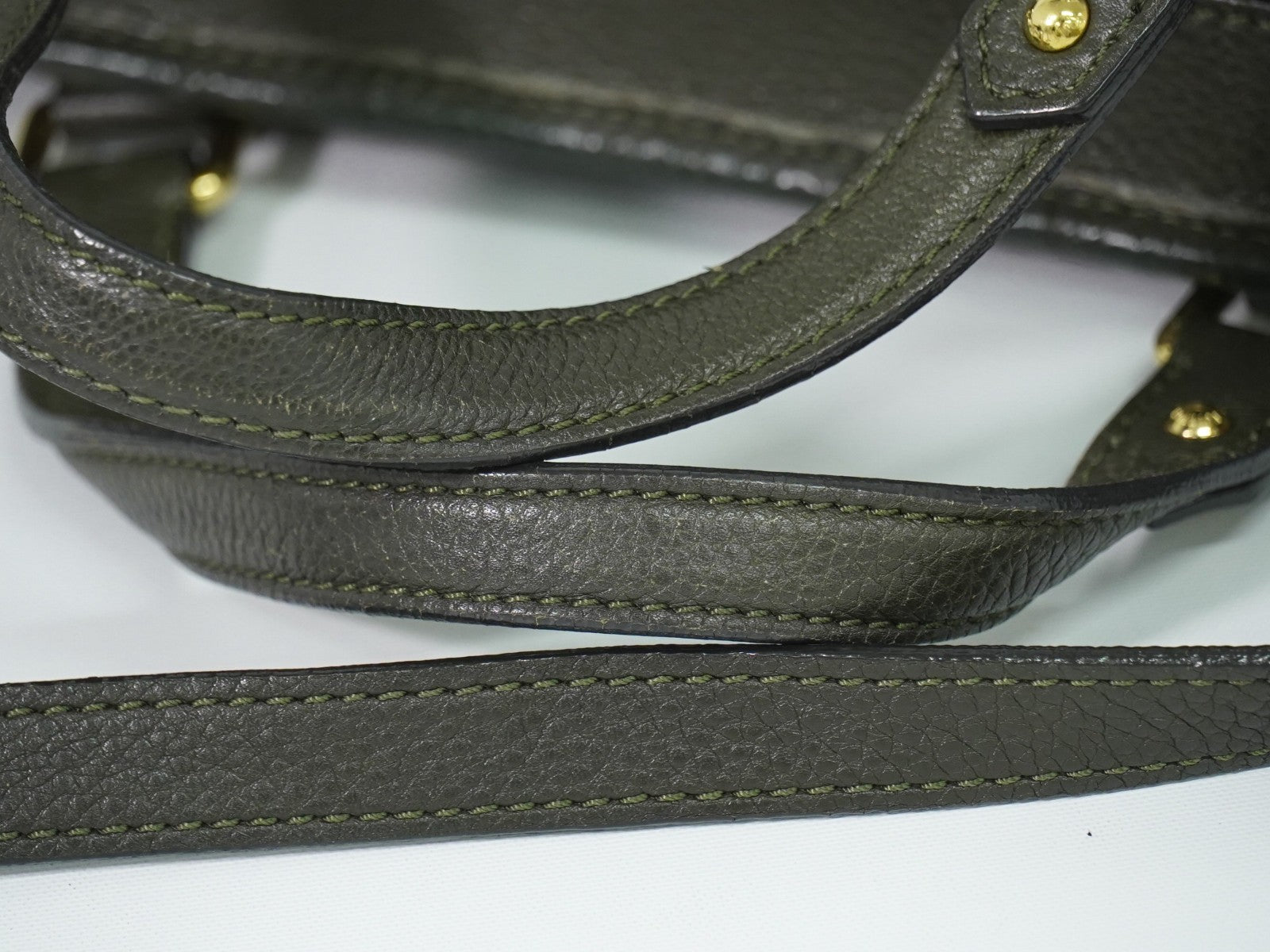 Louis Vuitton Stellar Mahina Leather Khaki Leather Handbag (Pre-Owned)