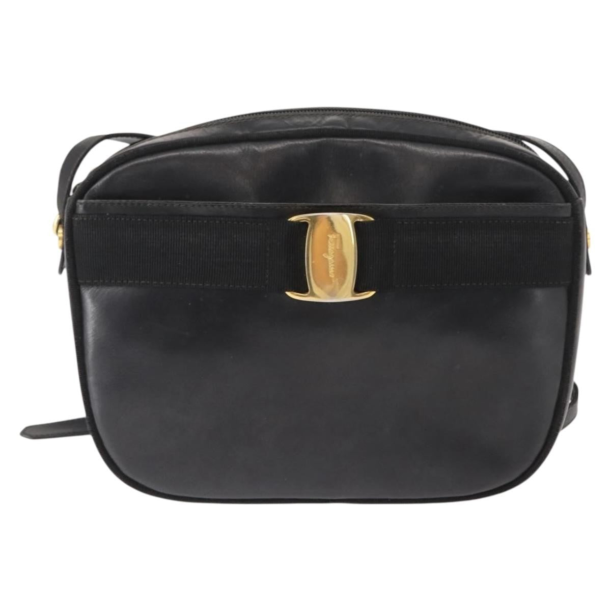 Salvatore Ferragamo Vala Leather Black Leather Shoulder Bag Bag (Pre-Owned)