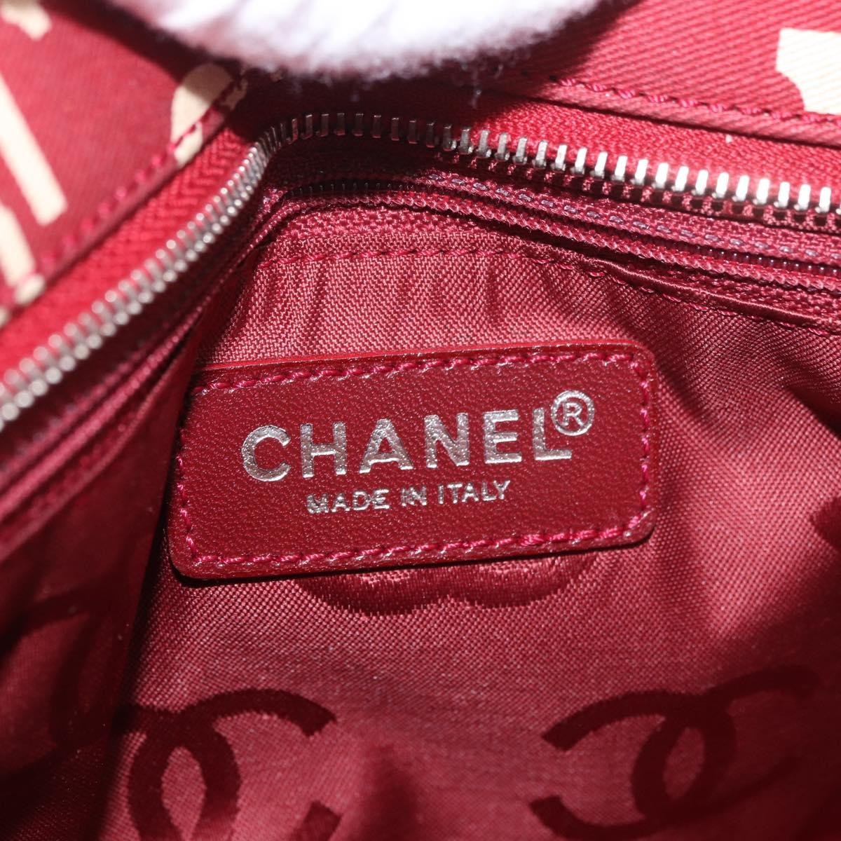 Chanel Vintage Clutch Canvas Red Canvas Clutche & Pouche Bag (Pre-Owned)