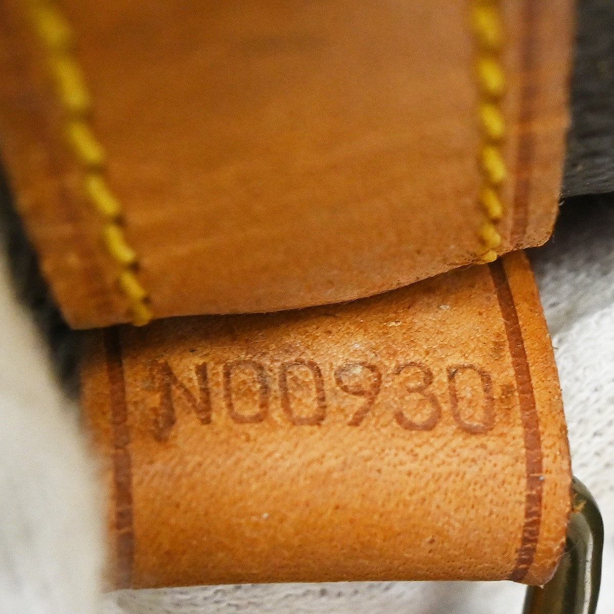 Louis Vuitton Shopping Sac Monogram Canvas Brown Canvas Handbag (Pre-Owned)