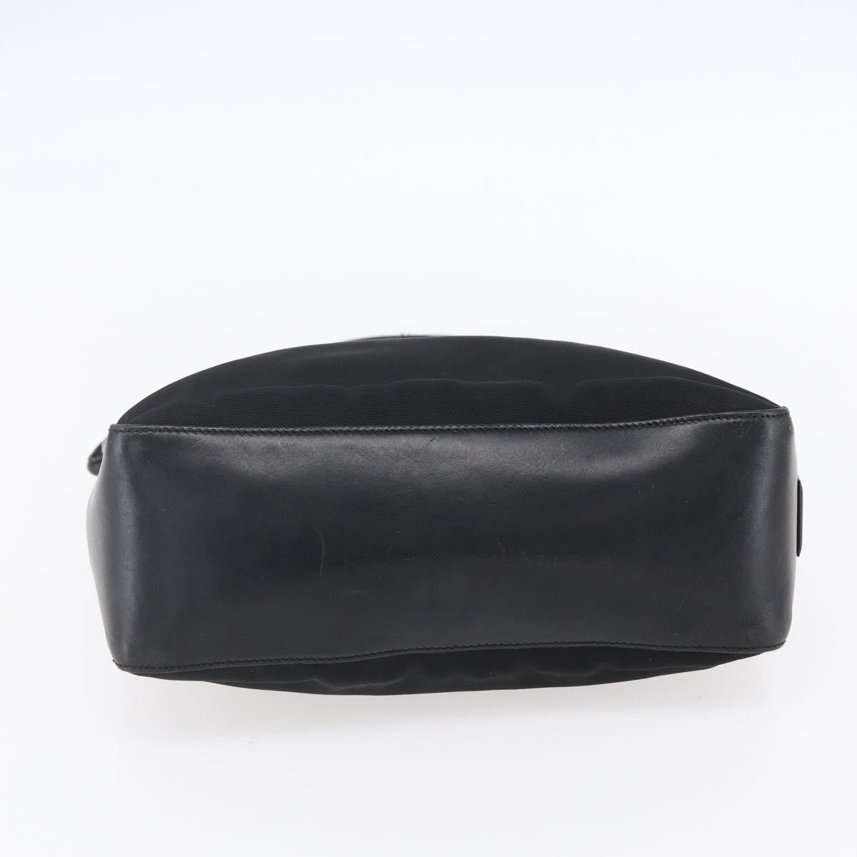 Gucci Vintage Gg Canvas Black Canvas Shoulder Bag Bag (Pre-Owned)
