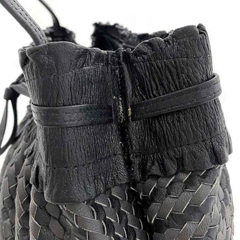 Fendi Black Leather Shoulder Bag (Pre-Owned)