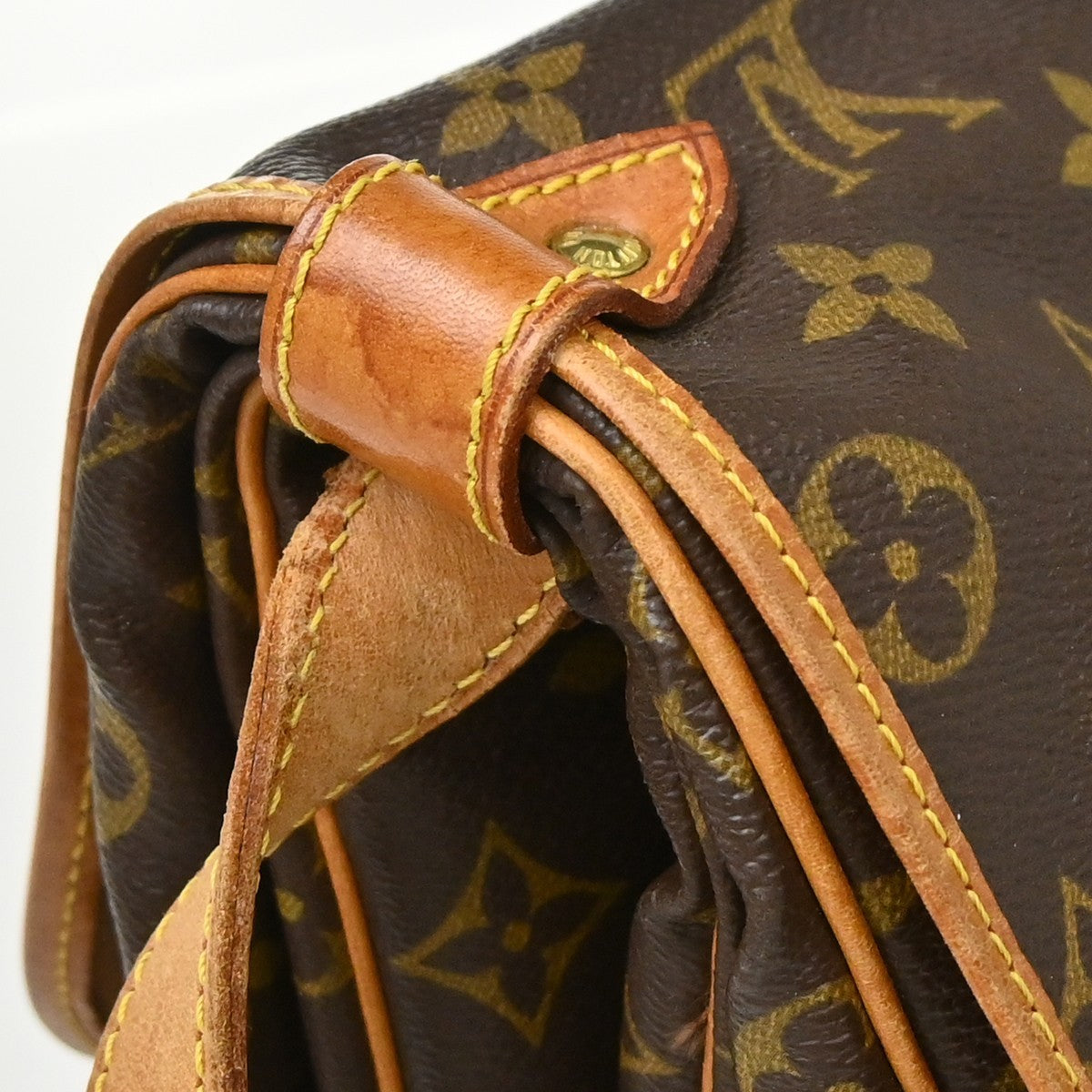 Louis Vuitton Saumur Monogram Canvas Brown Canvas Shoulder Bag Bag (Pre-Owned)