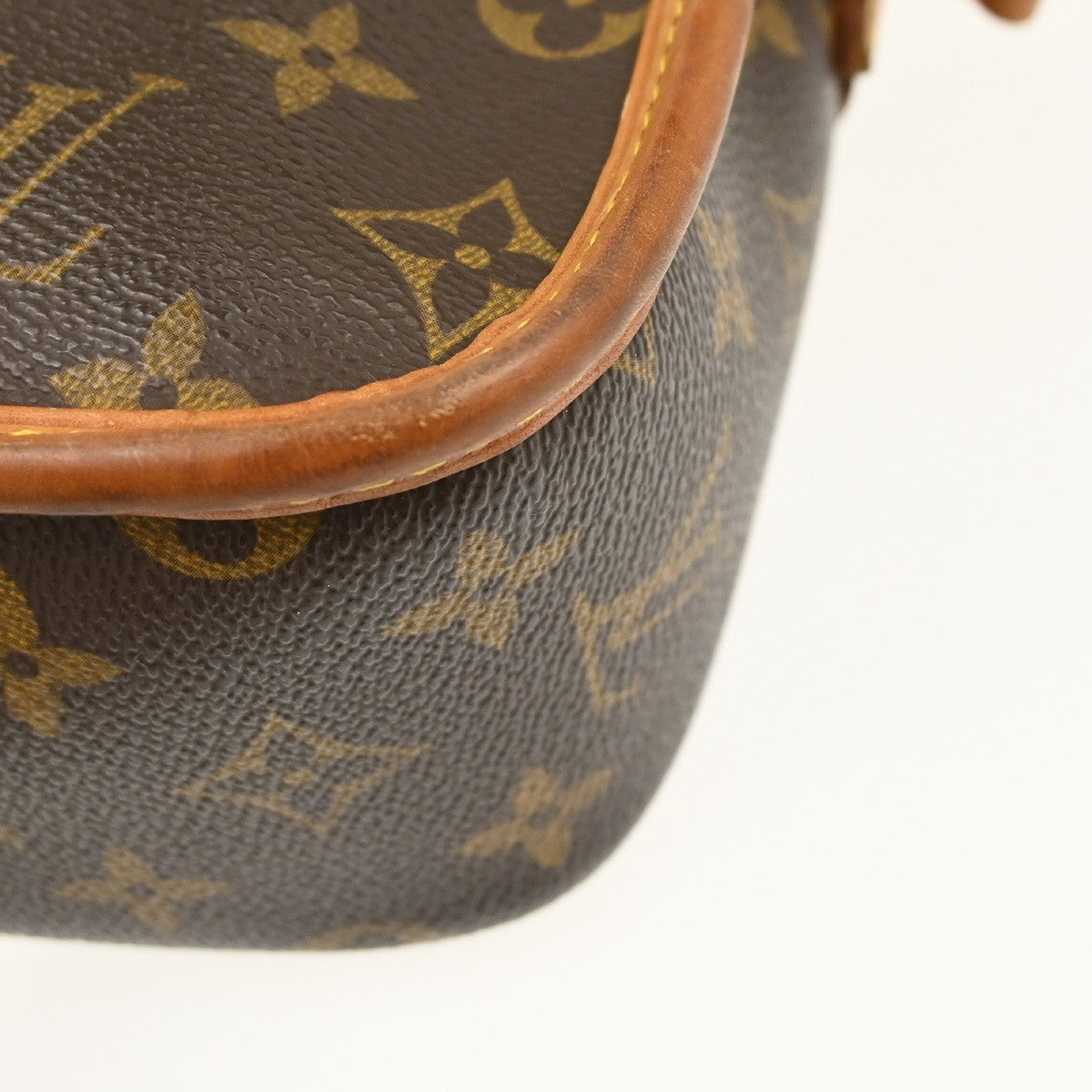 Louis Vuitton Sologne Monogram Brown Canvas Shoulder Bag Bag (Pre-Owned)
