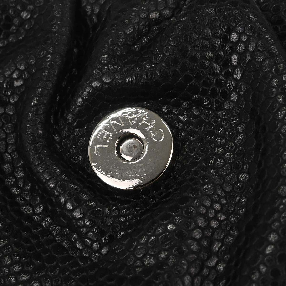 Chanel Half Moon Wallet On Chain Caviar Black Calfskin Clutche & Pouche Bag (Pre-Owned)