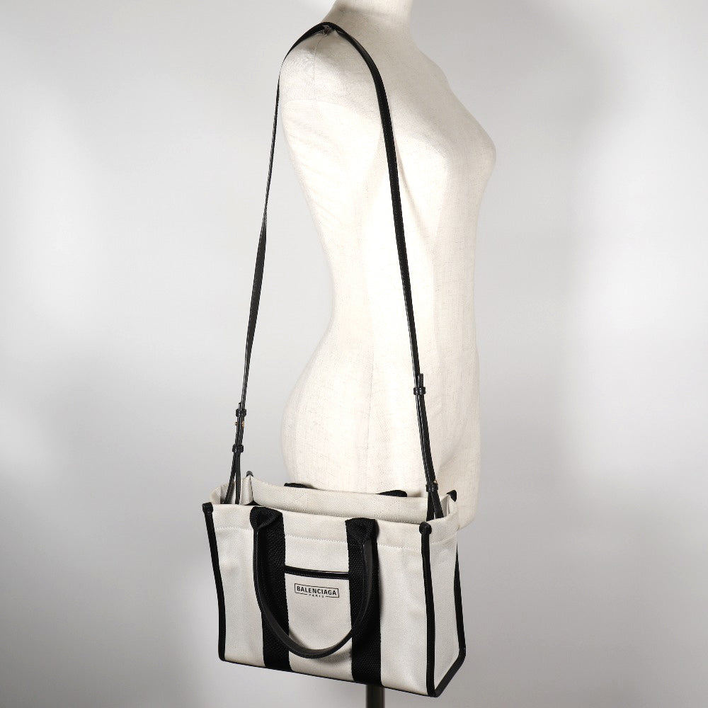 Balenciaga Navy White Canvas Handbag (Pre-Owned)