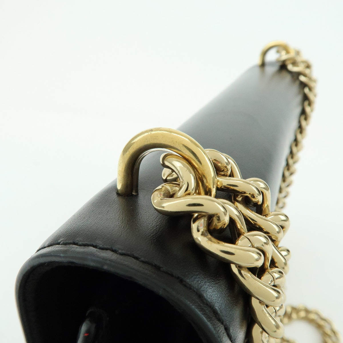 Louis Vuitton Chain Louise Clutch Leather Black Leather Clutche & Pouche Bag (Pre-Owned)