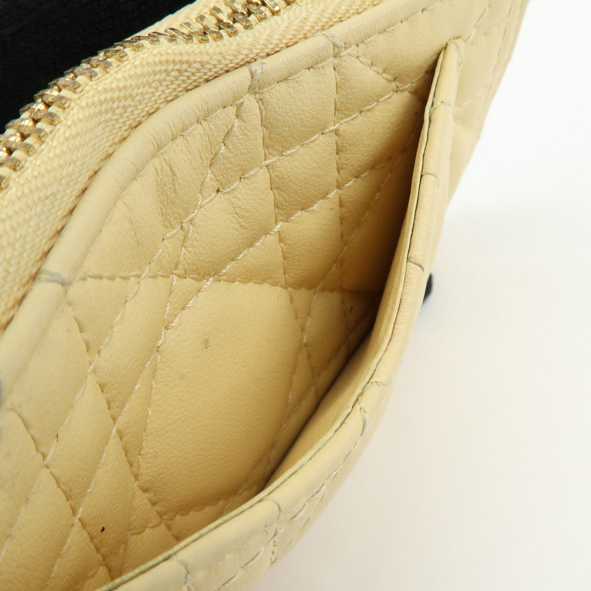 Christian Dior Lady Dior Card Holder Cannage Quilt Patent Yellow Leather Card Holders Accessory (Pre-Owned)