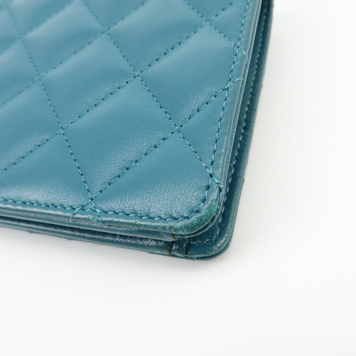 Chanel Bi-Fold Quilted Patent Blue Leather Wallets Accessory (Pre-Owned)