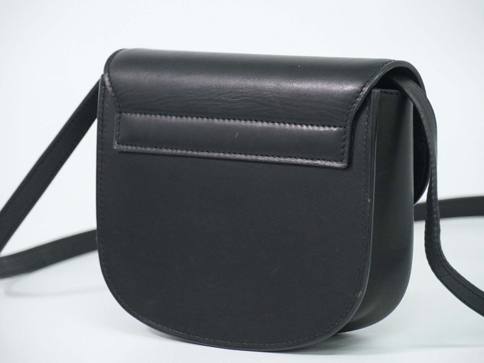 Saint Laurent Kaia Leather Black Leather Shoulder Bag Bag (Pre-Owned)