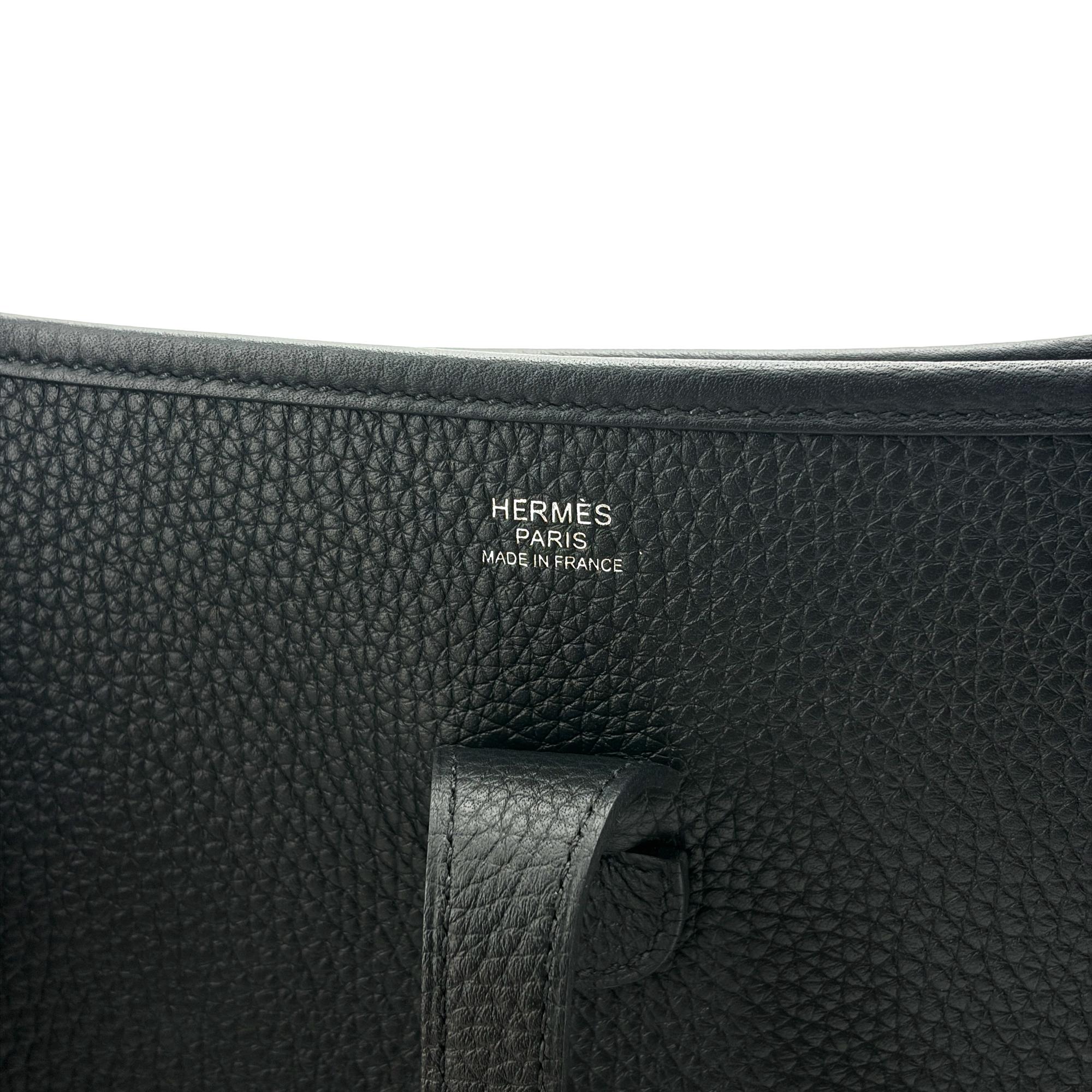 Hermes Evelyne Bag Gen Iii Clemence Black Leather Handbag (Pre-Owned)