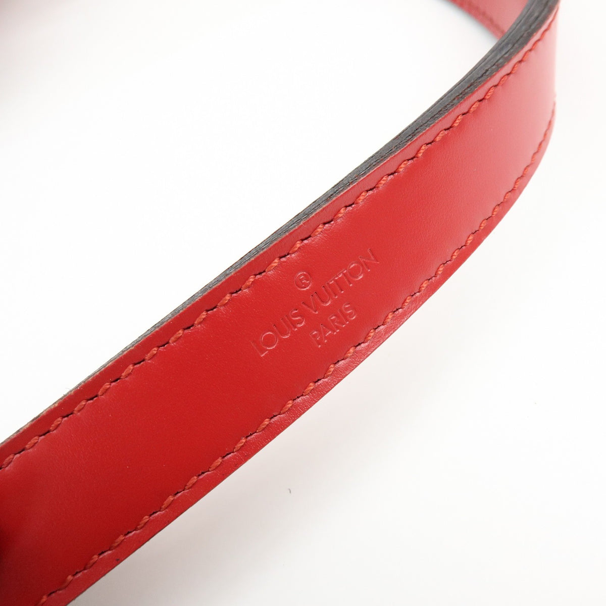 Louis Vuitton Petit Noe Epi Leather Red Leather Handbag (Pre-Owned)