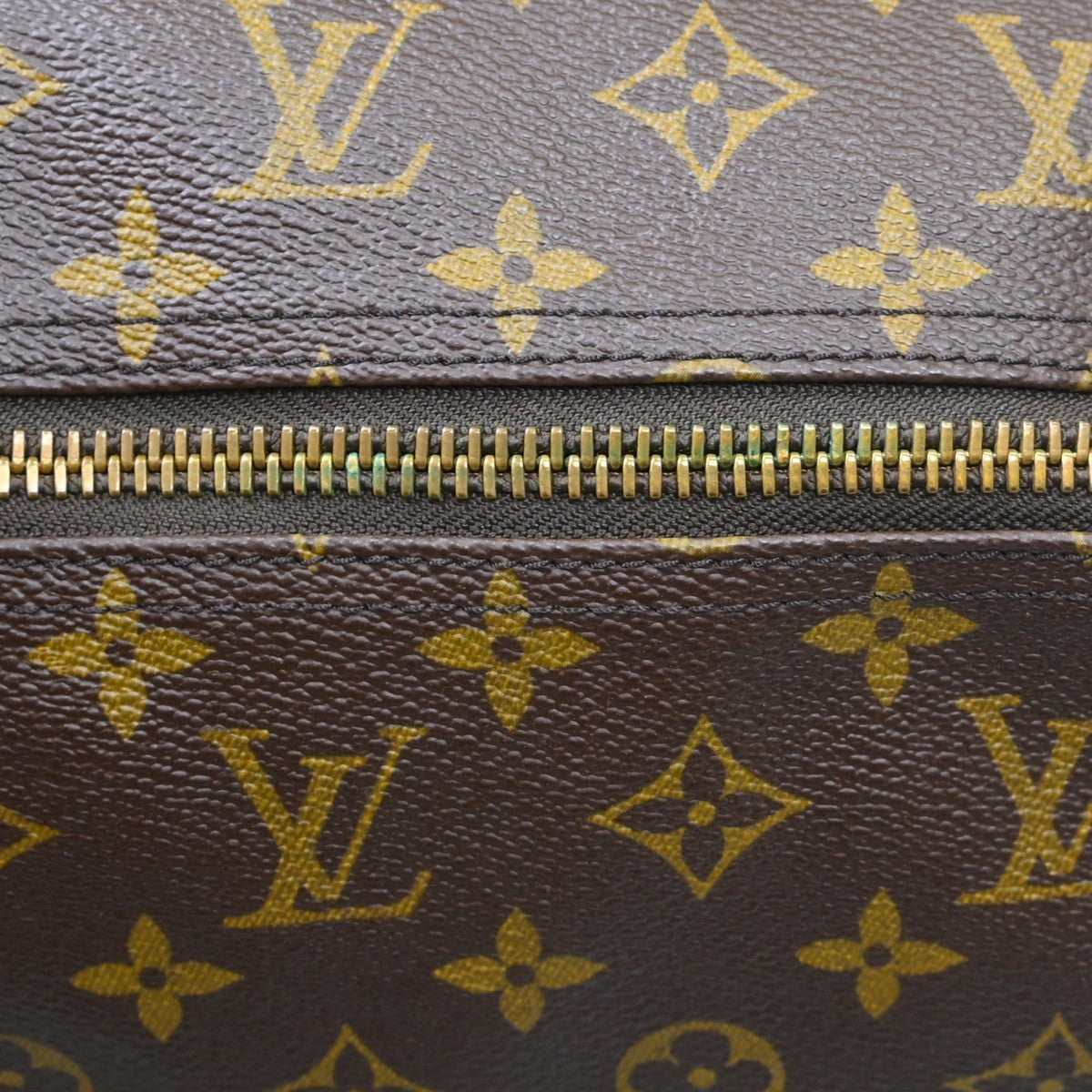 Louis Vuitton Keepall Monogram Brown Canvas Travel Bag Bag (Pre-Owned)
