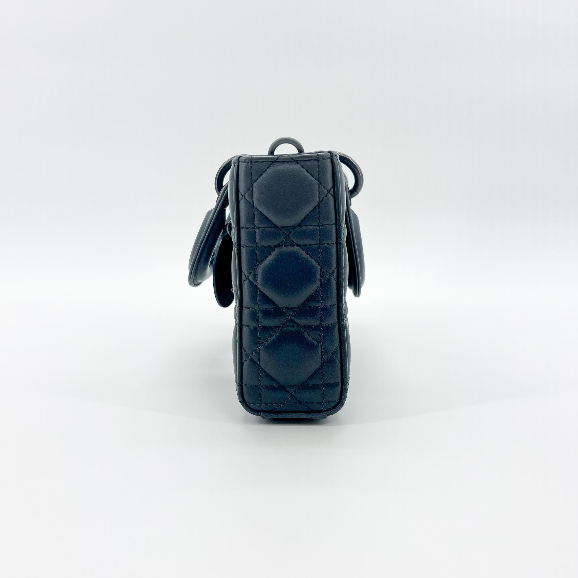 Christian Dior Lady D-Joy Cannage Quilt Lambskin Navy Leather Handbag (Pre-Owned)