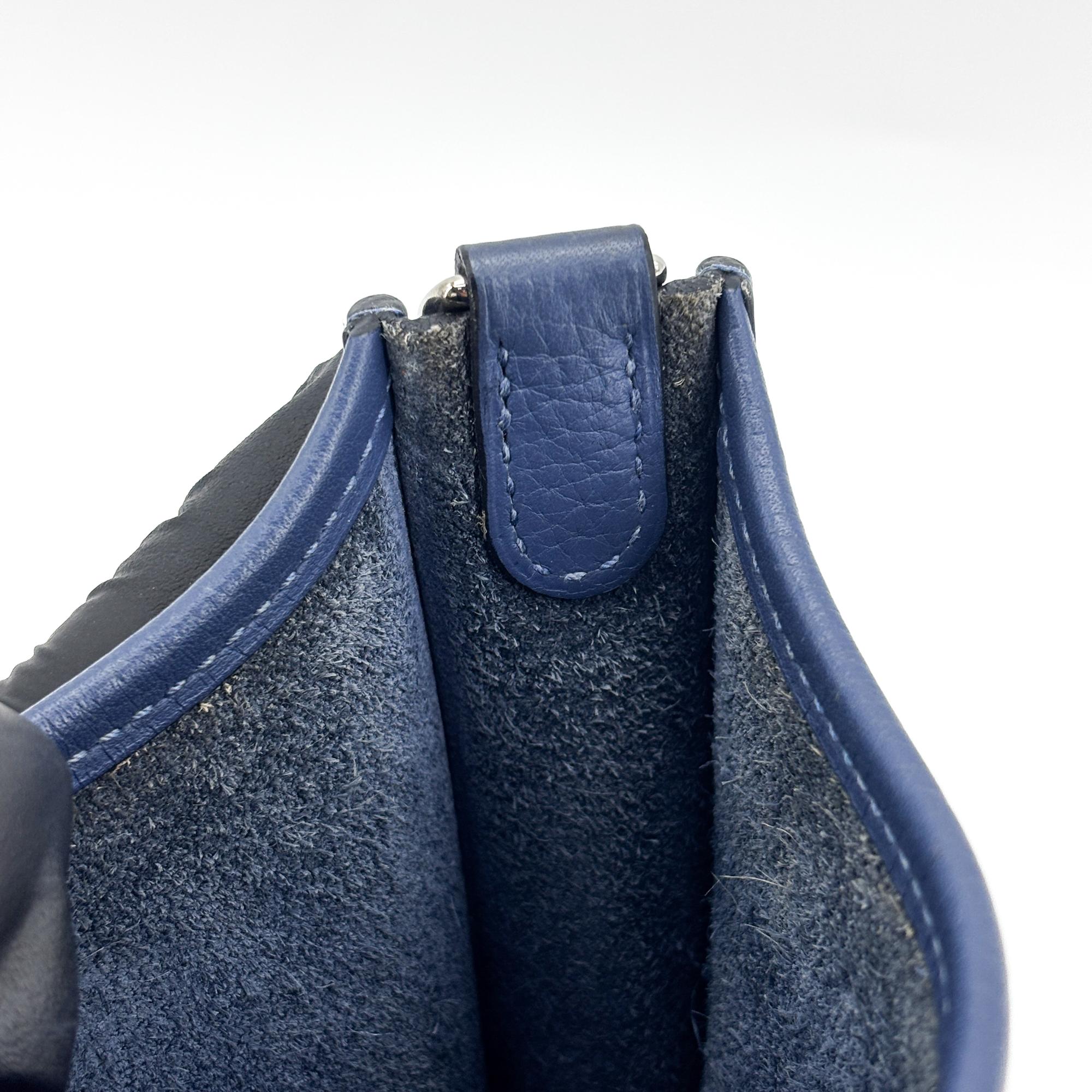 Hermes Evelyne Bag Gen Iii Clemence Blue Leather Handbag (Pre-Owned)