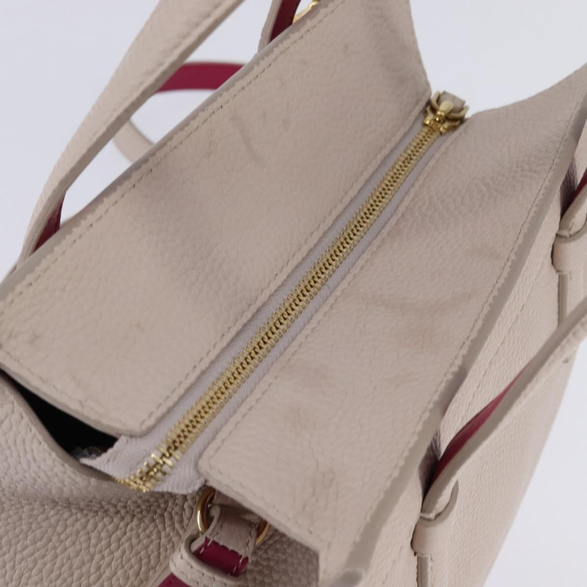 Salvatore Ferragamo Amy Tote Pebbled Leather Beige Leather Handbag (Pre-Owned)