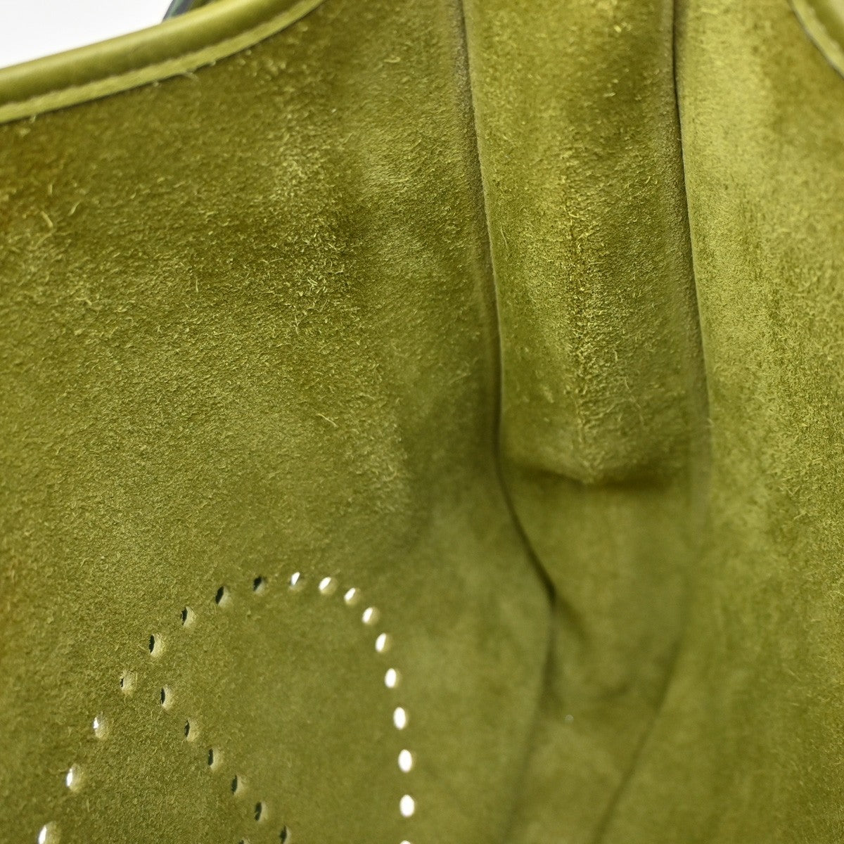 Hermes Evelyne Bag Gen Ii Clemence Green Leather Handbag (Pre-Owned)