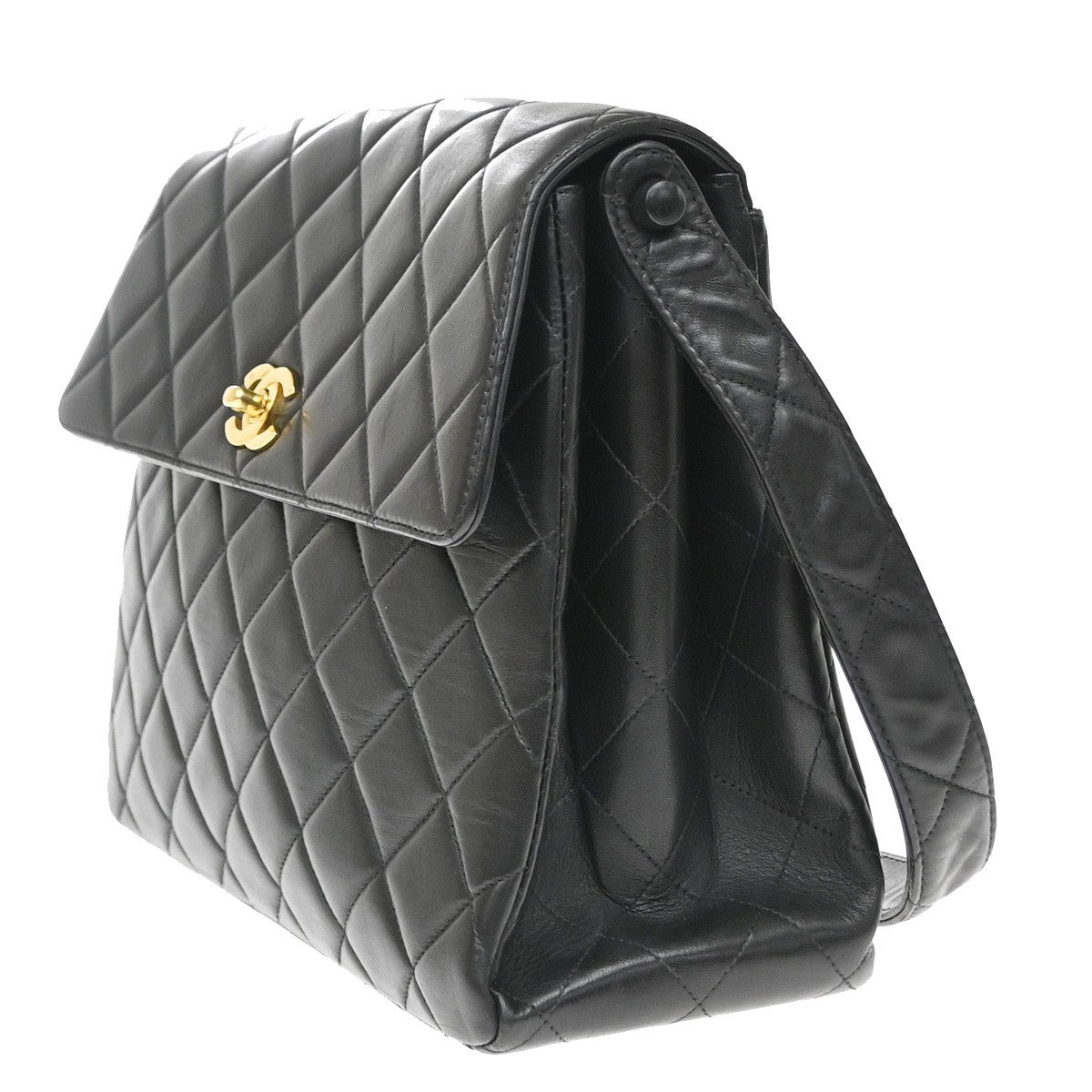 Chanel Vintage Cc Square Flap Quilted Lambskin Black Leather Shoulder Bag Bag (Pre-Owned)