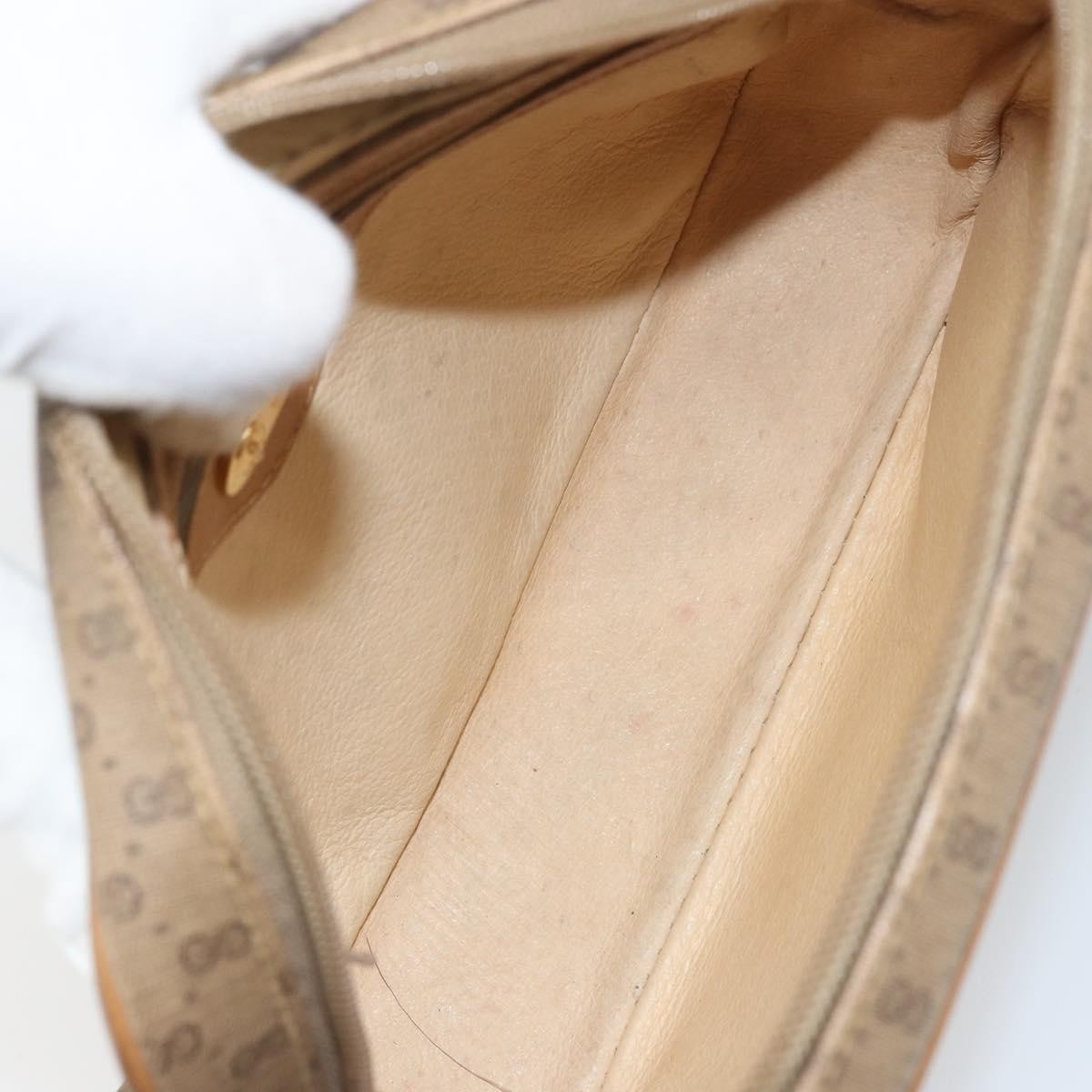 Gucci Micro Gg Supreme Gg Canvas Beige Pvc Shoulder Bag Bag (Pre-Owned)