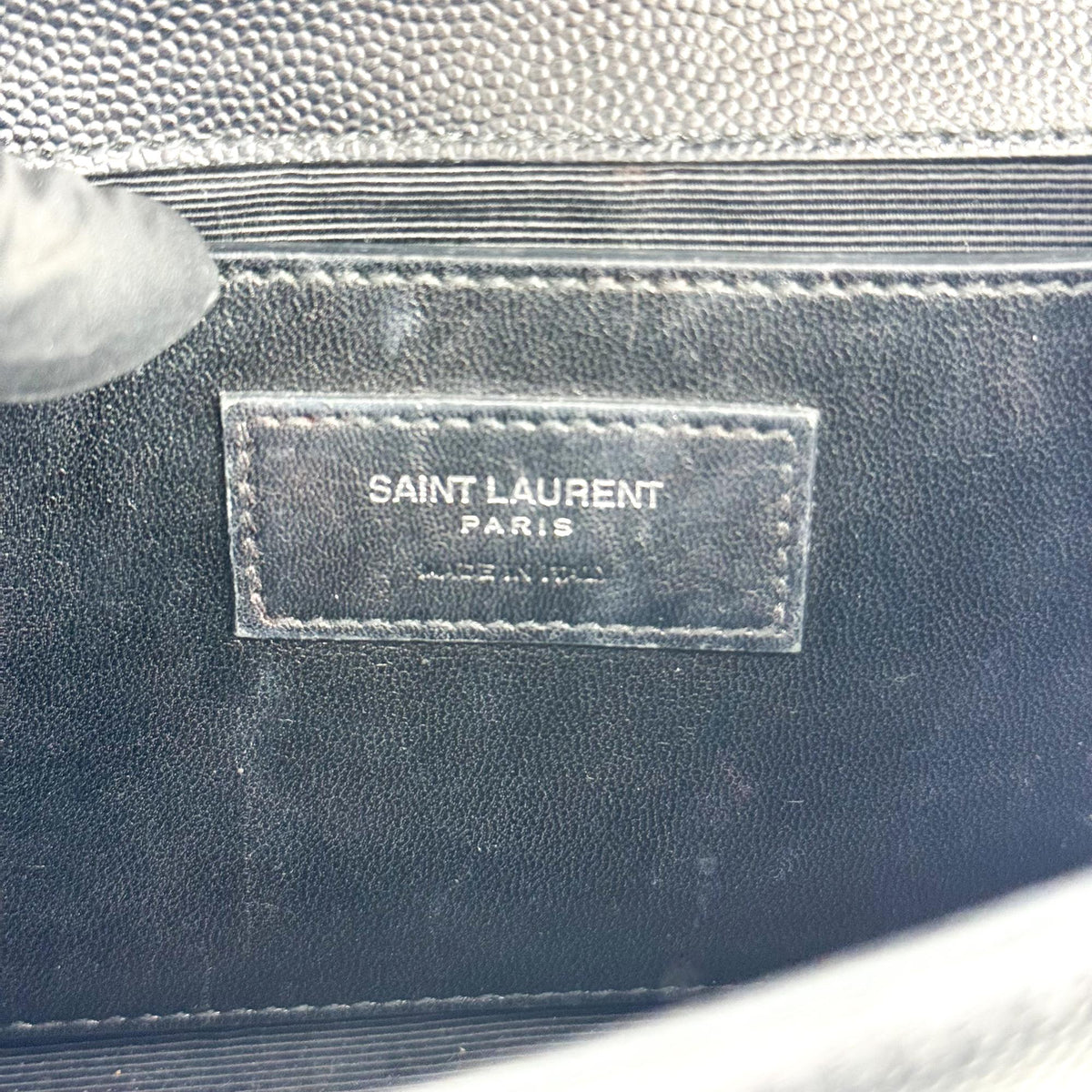 Saint Laurent Classic Monogram Grainy Leather Black Leather Crossbody Bag Bag (Pre-Owned)