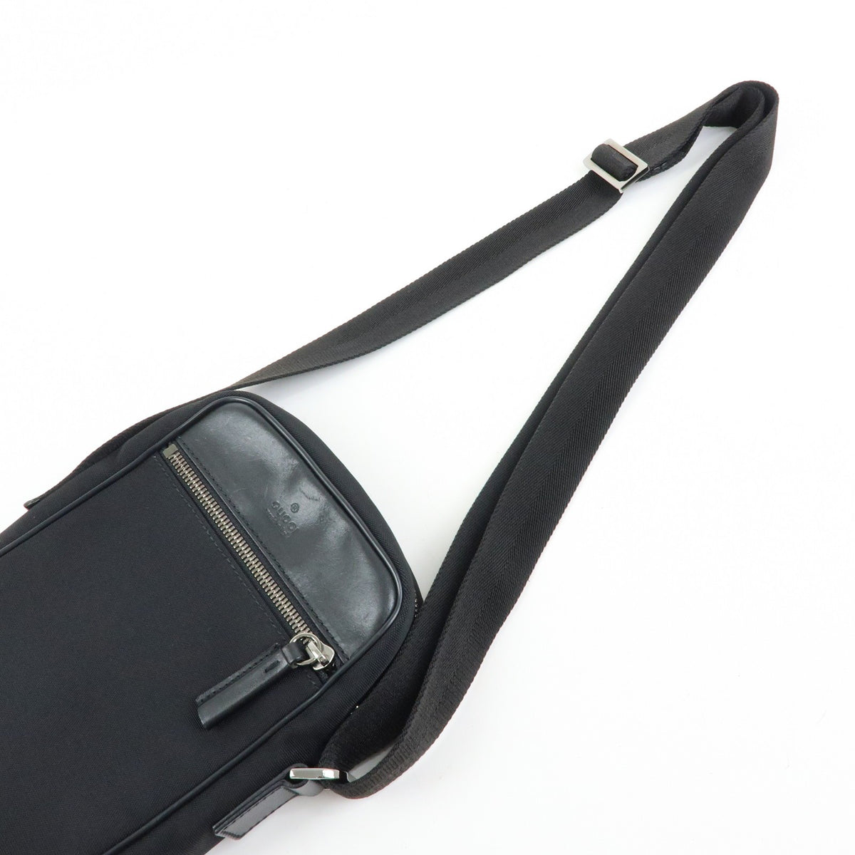 Gucci Shoulder Canvas Black Canvas Shoulder Bag Bag (Pre-Owned)