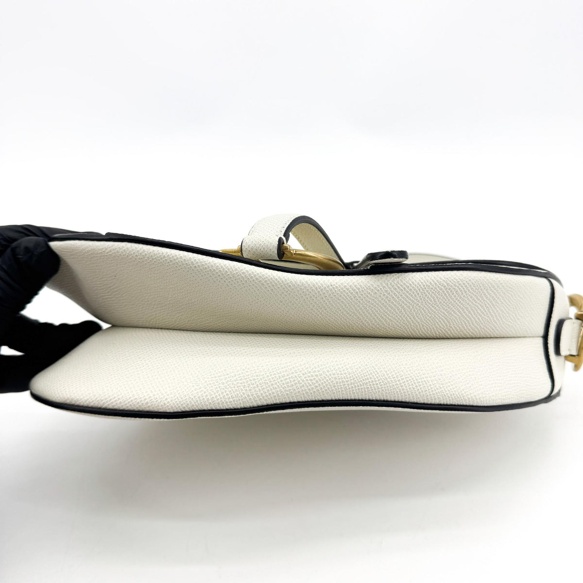 Christian Dior Saddle Leather White Leather Handbag (Pre-Owned)