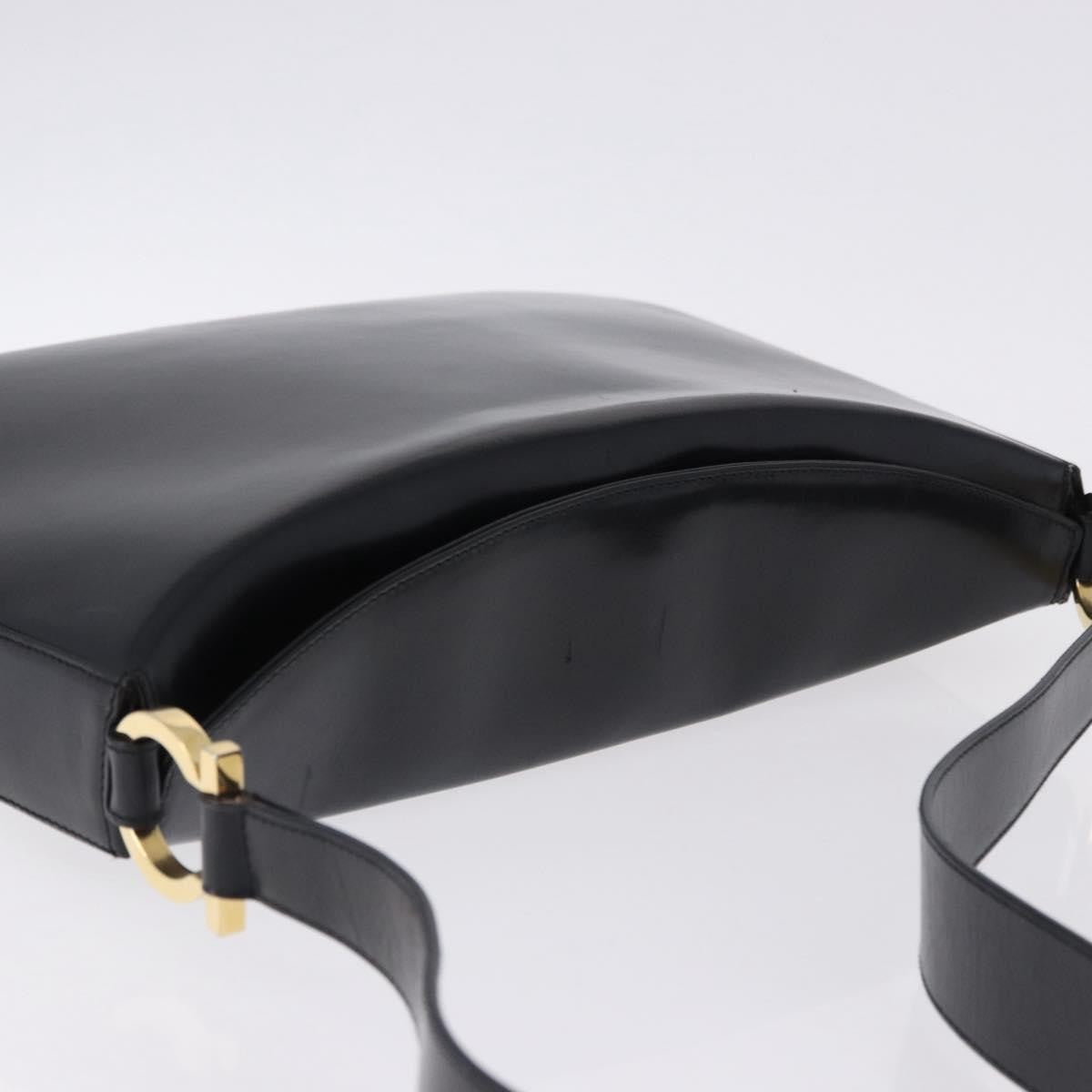 Salvatore Ferragamo Gancini Leather Black Leather Shoulder Bag Bag (Pre-Owned)