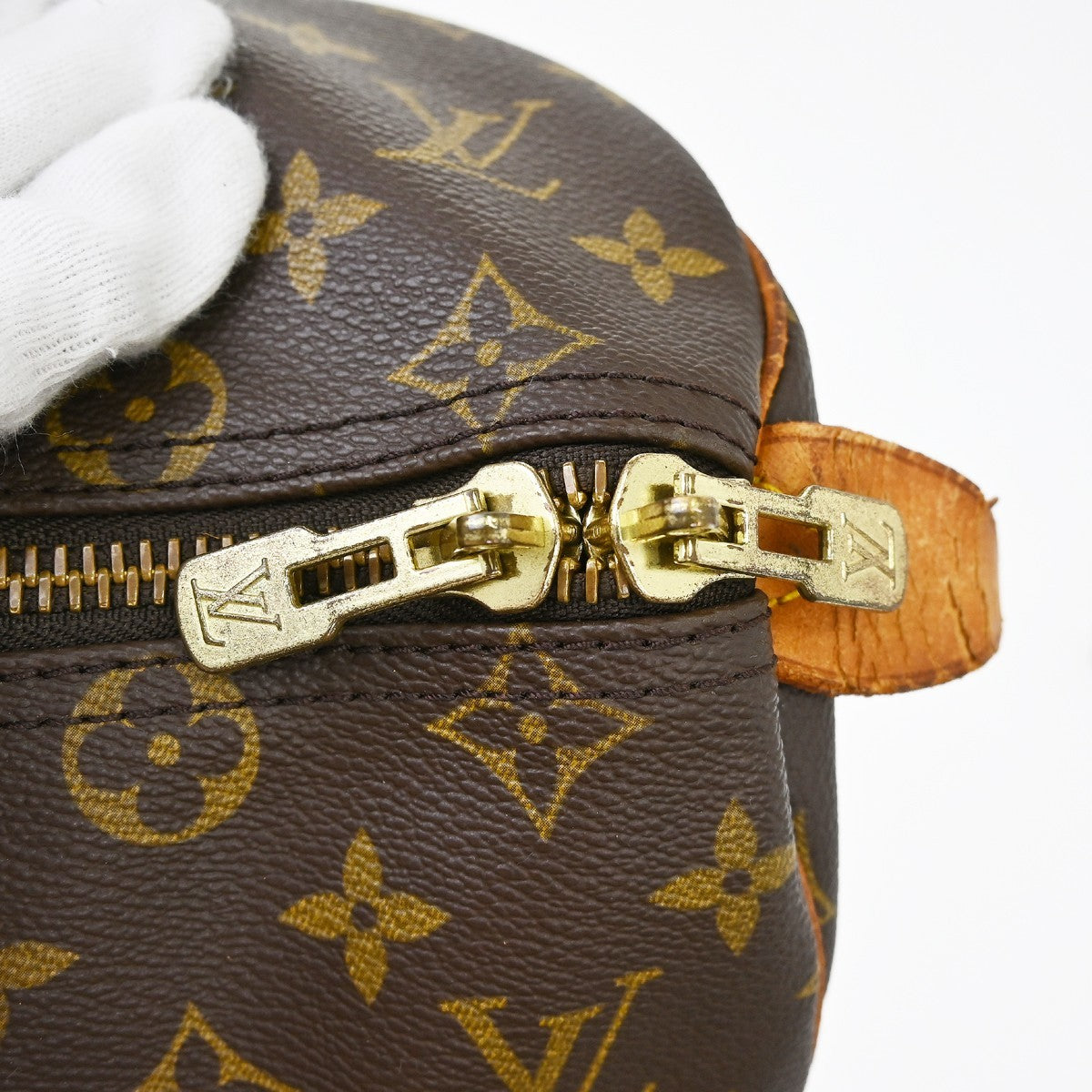 Louis Vuitton Keepall Monogram Canvas Brown Canvas Travel Bag Bag (Pre-Owned)