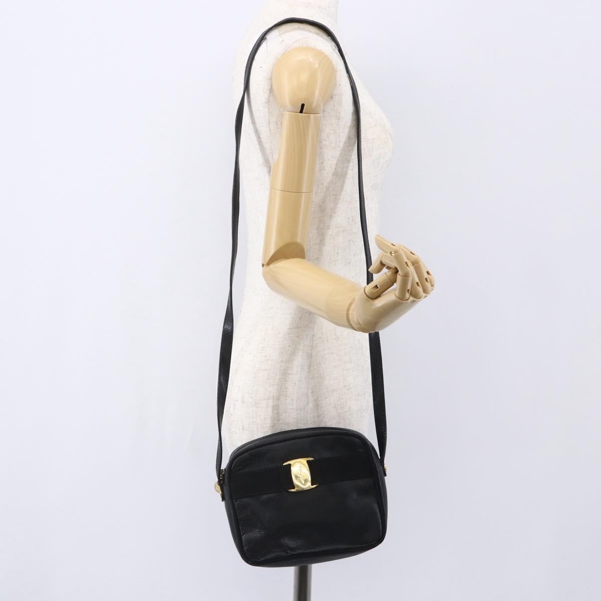 Salvatore Ferragamo Vara Bow Camera Leather Black Leather Shoulder Bag Bag (Pre-Owned)