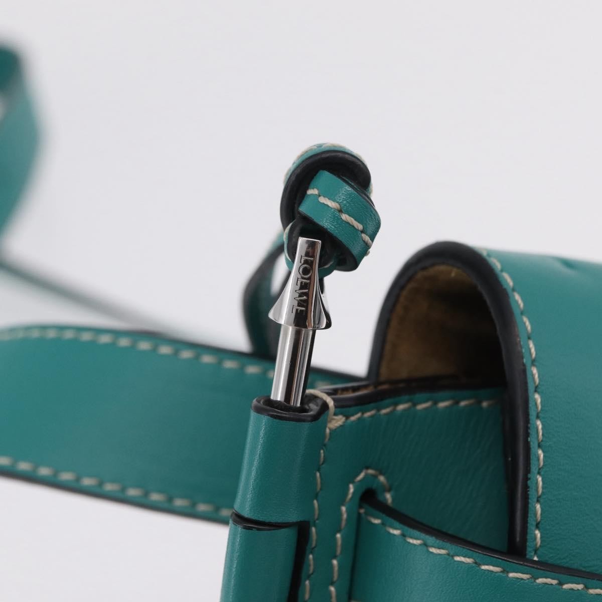 Loewe Gate Belt Leather Green Leather Handbag (Pre-Owned)