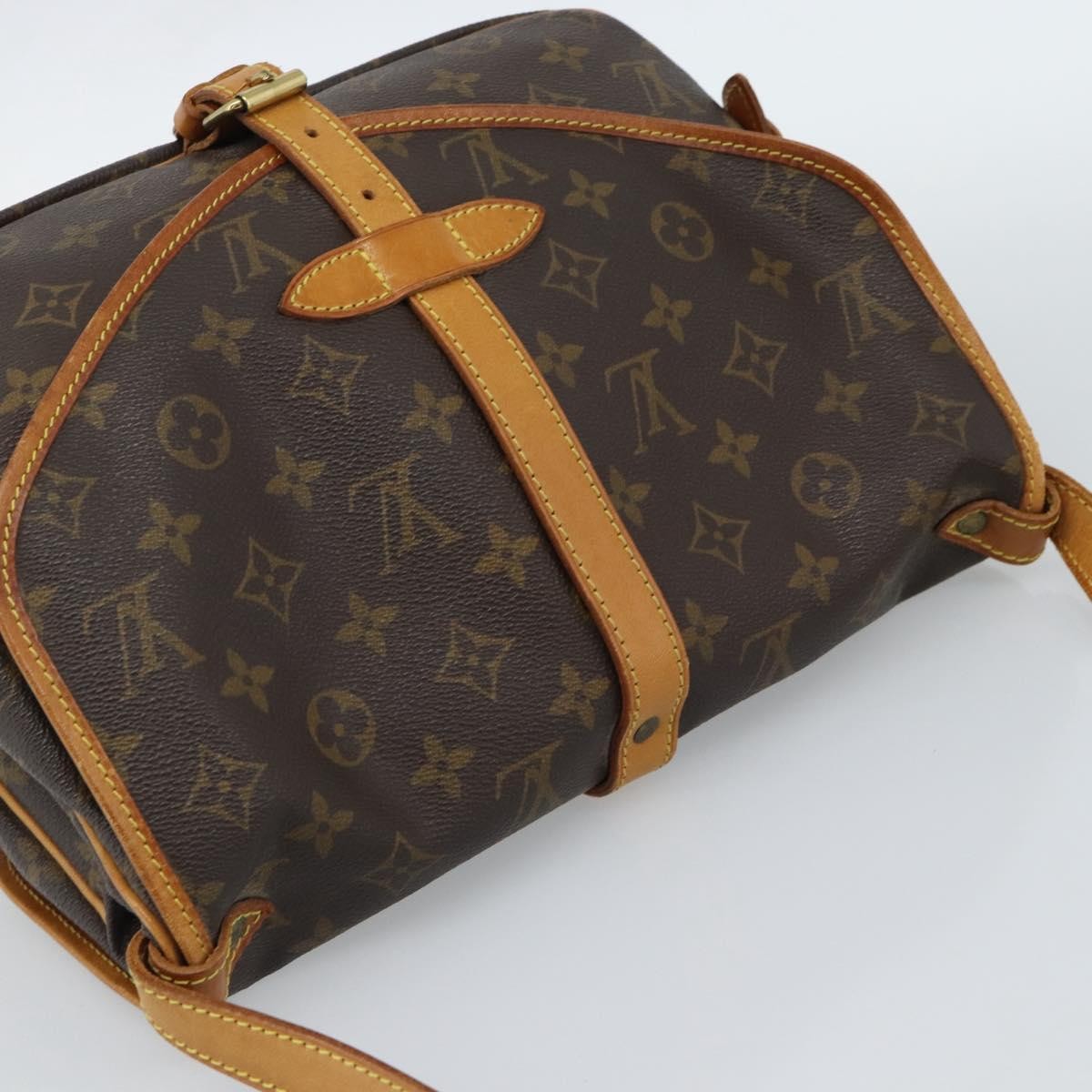 Louis Vuitton Saumur Monogram Canvas Brown Canvas Shoulder Bag Bag (Pre-Owned)