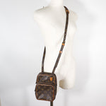 Louis Vuitton Amazon Brown Canvas Shoulder Bag (Pre-Owned)