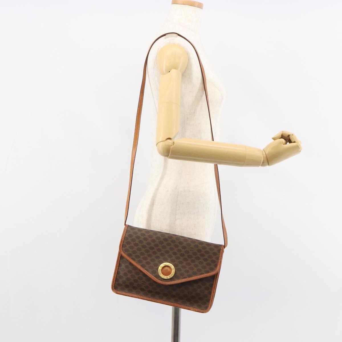 Celine Vintage Macadam Circle Logo Canvas And Leather Brown Canvas Shoulder Bag Bag (Pre-Owned)
