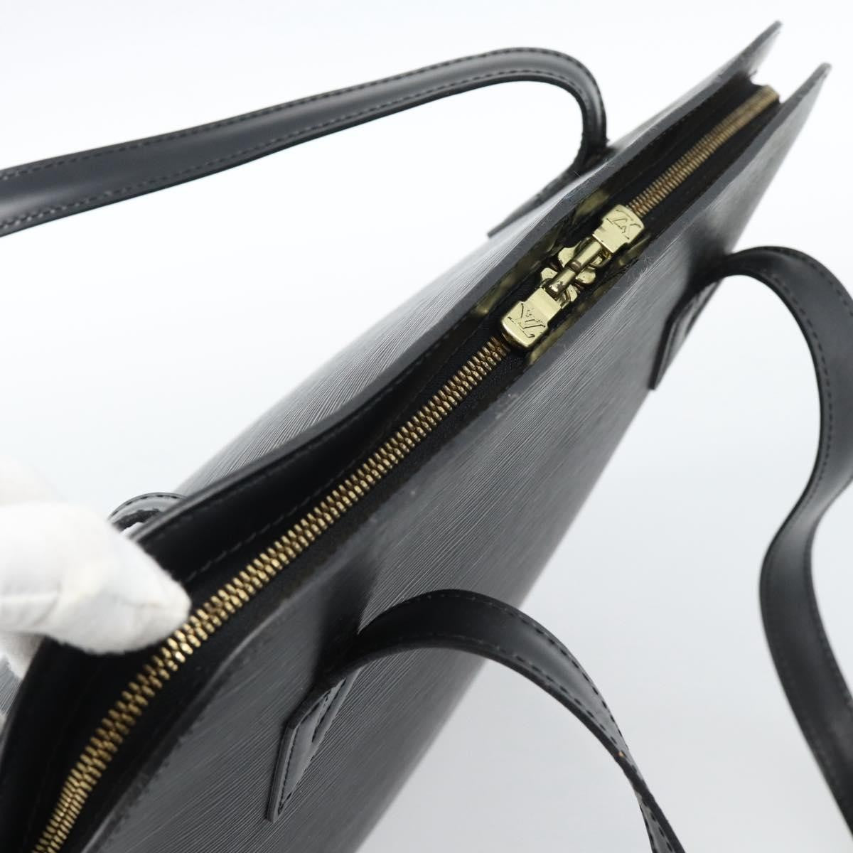 Louis Vuitton Lussac Epi Leather Black Leather Handbag (Pre-Owned)