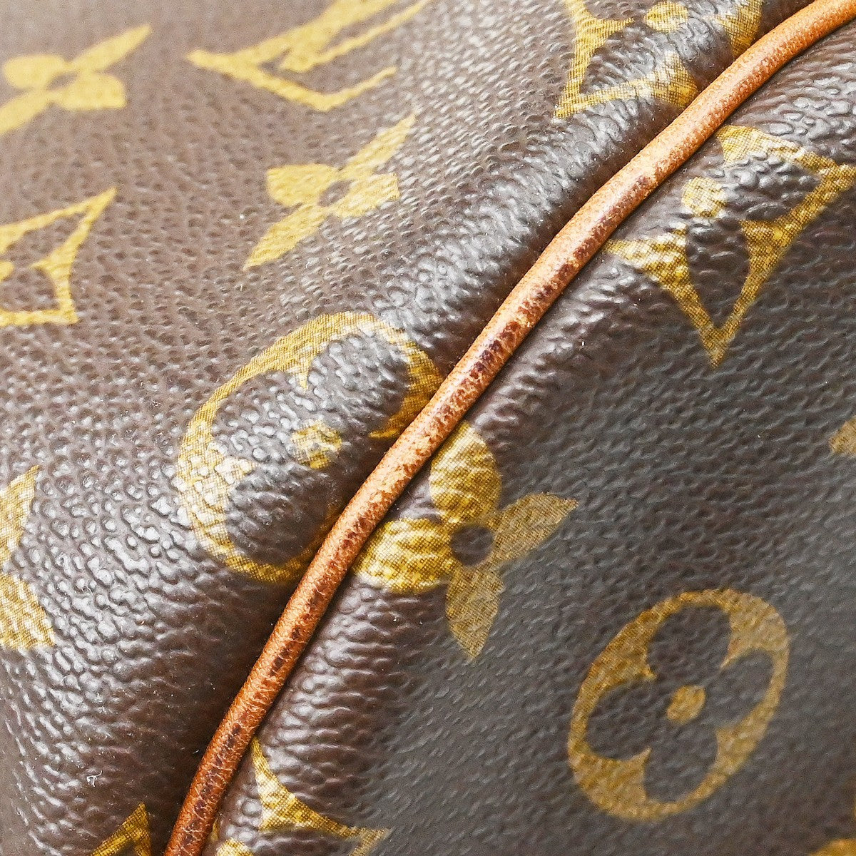 Louis Vuitton Keepall Monogram Canvas Brown Canvas Travel Bag Bag (Pre-Owned)
