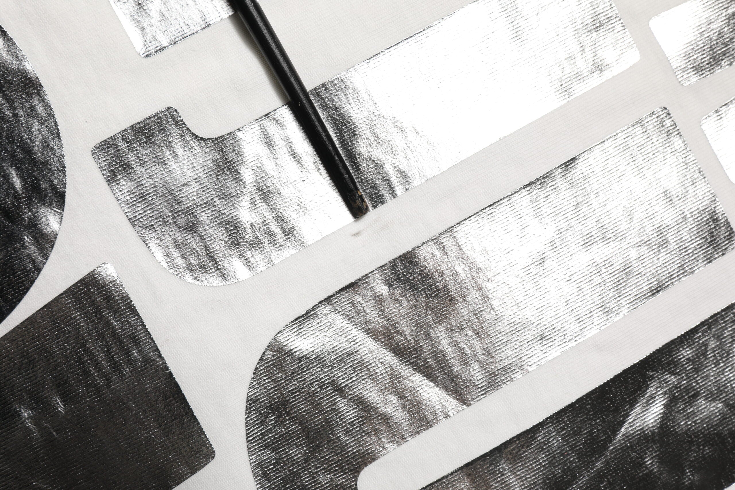 Dolce & Gabbana White Metallic Print Cotton CrewNeck Men's T-shirt (Pre-Owned)